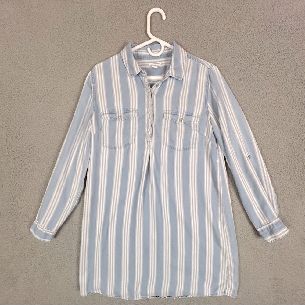SAKS FIFTH AVENUE WOMENS SLEEP SHIRT LIGHT BLUE STRIPE SIZE M